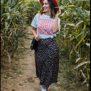 📦NWOT Boutique Flare Maxi Skirt